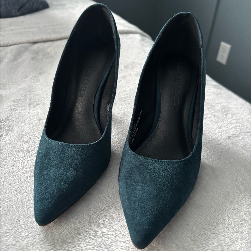 Elegant Green Suede Women's Pumps
